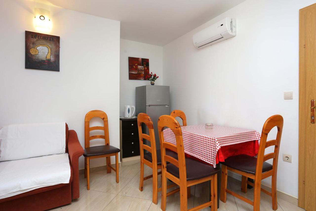 Apartments By The Sea Zivogosce - Porat, Makarska - 18218 Igrane Exterior foto